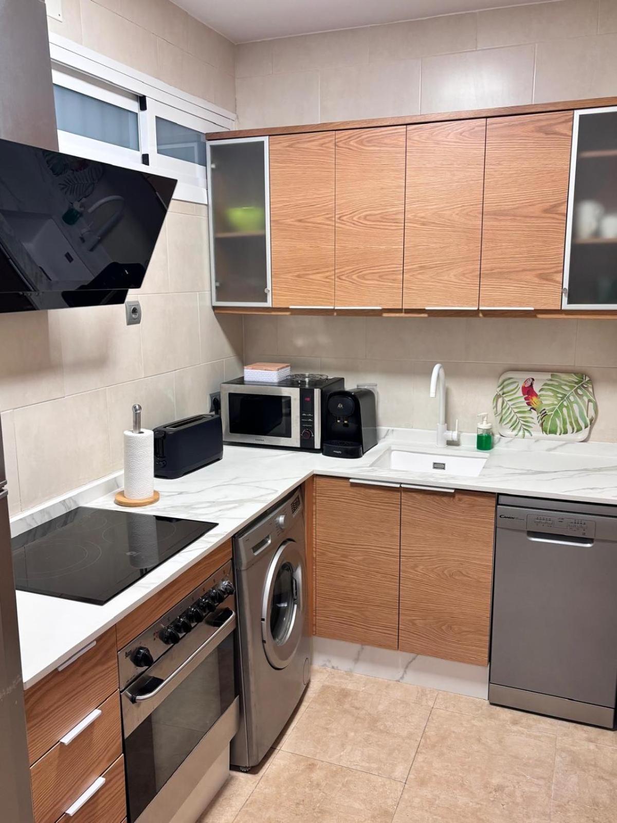 Apartamento Primera Linea De Playa Paseo Maritimo Perla 5 Fuengirola Luaran gambar