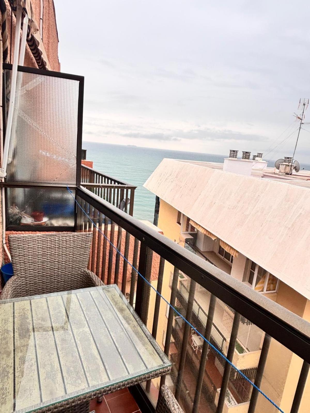 Apartamento Primera Linea De Playa Paseo Maritimo Perla 5 Fuengirola Luaran gambar